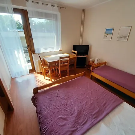 Проживание в семье Lewada Trzyosobowy Z Balkonem Владыславово