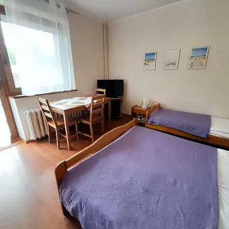 Privatunterkunft Lewada Trzyosobowy Z Balkonem